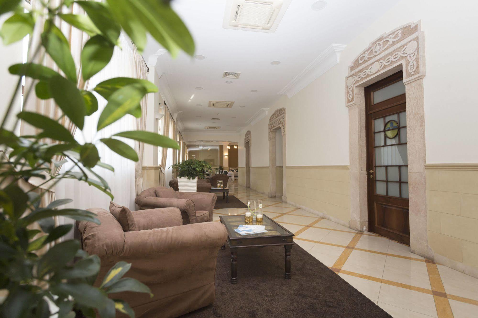 Cavaliere Hotel 4*