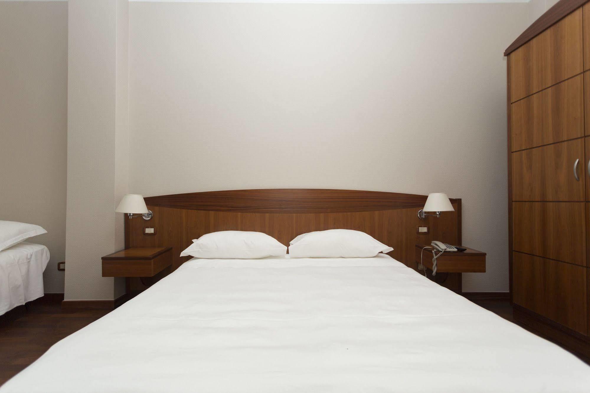 Cavaliere 4* Noci