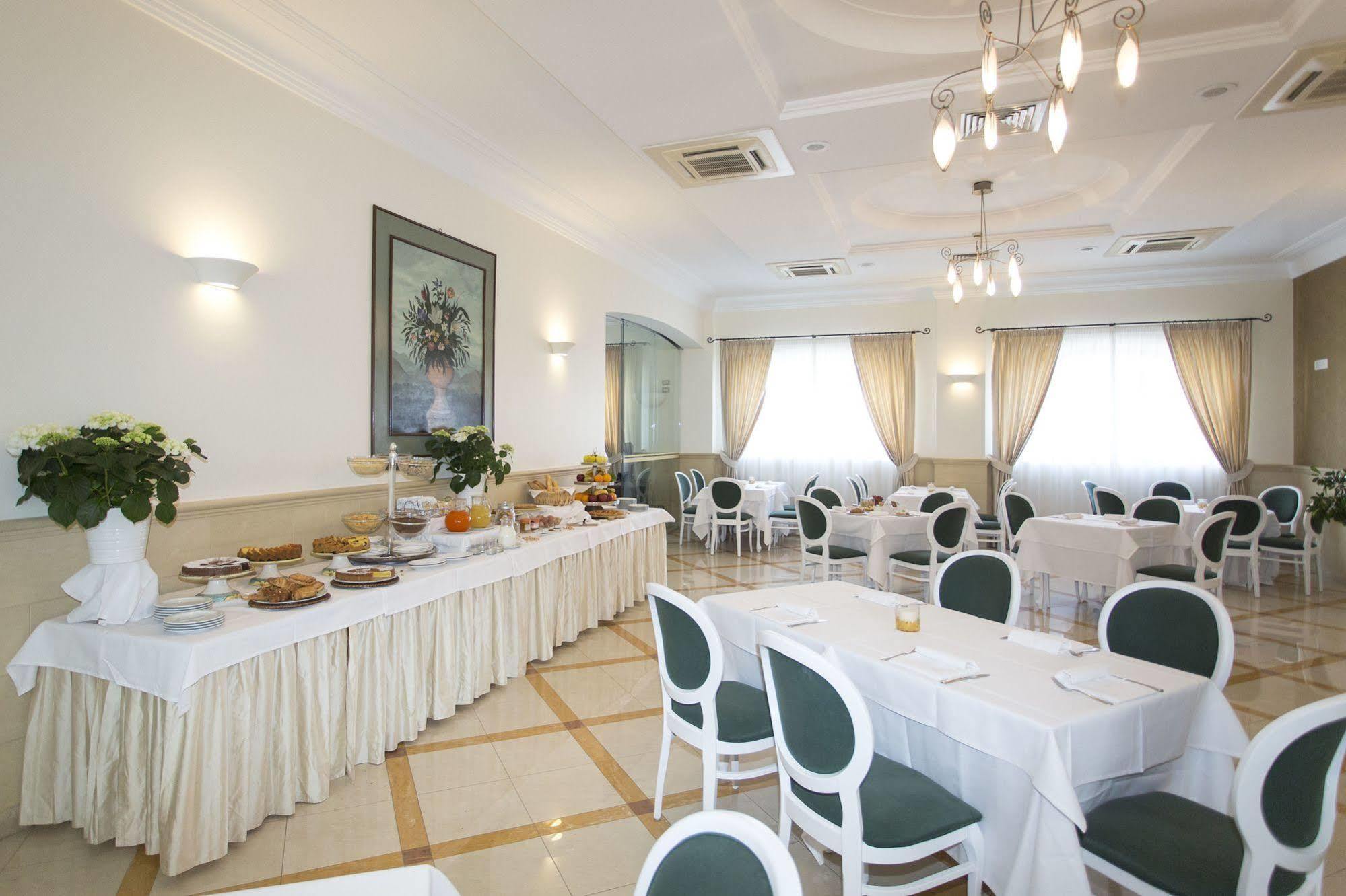 Cavaliere 4* Noci