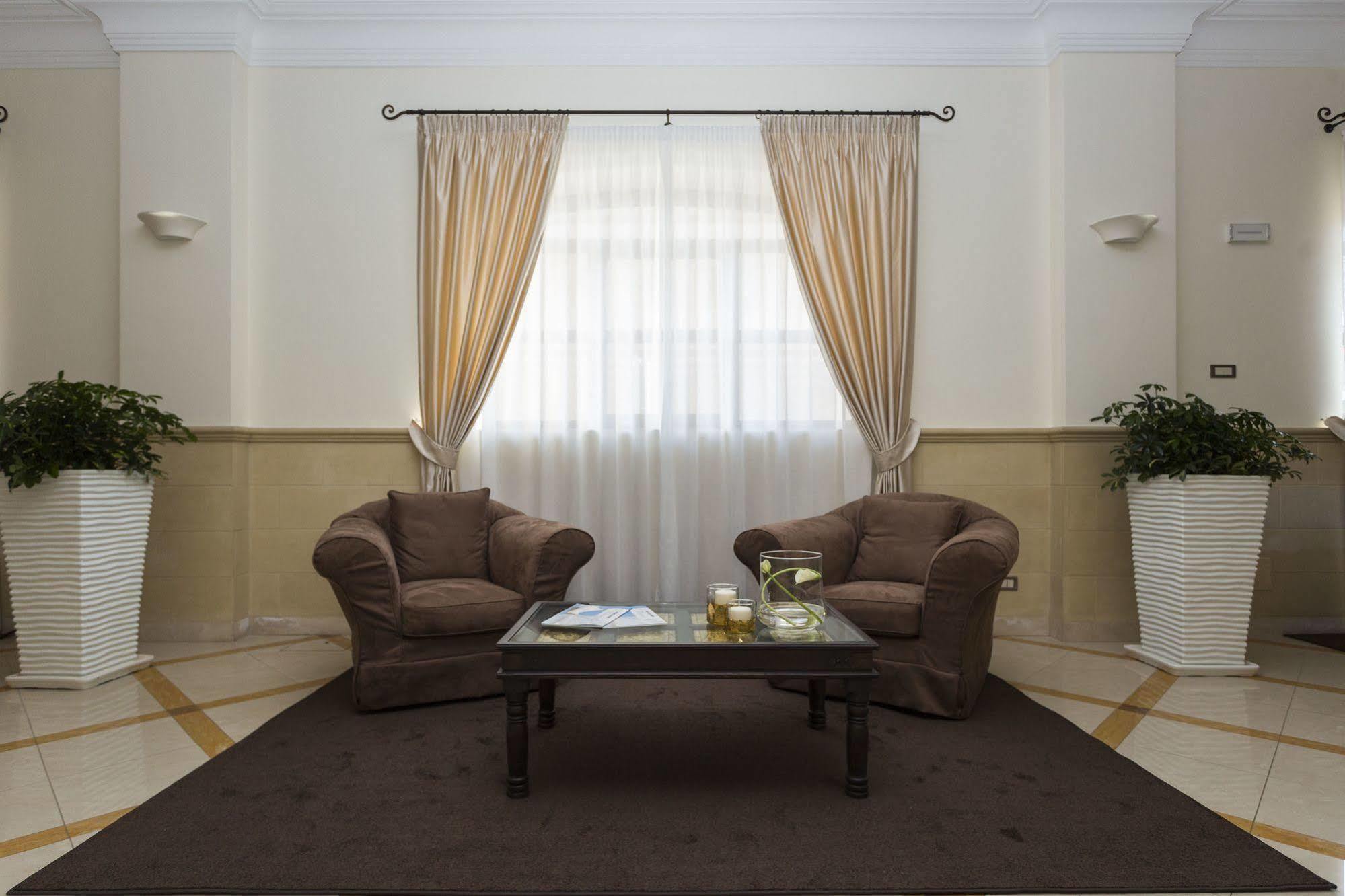 Hotel Cavaliere Noci