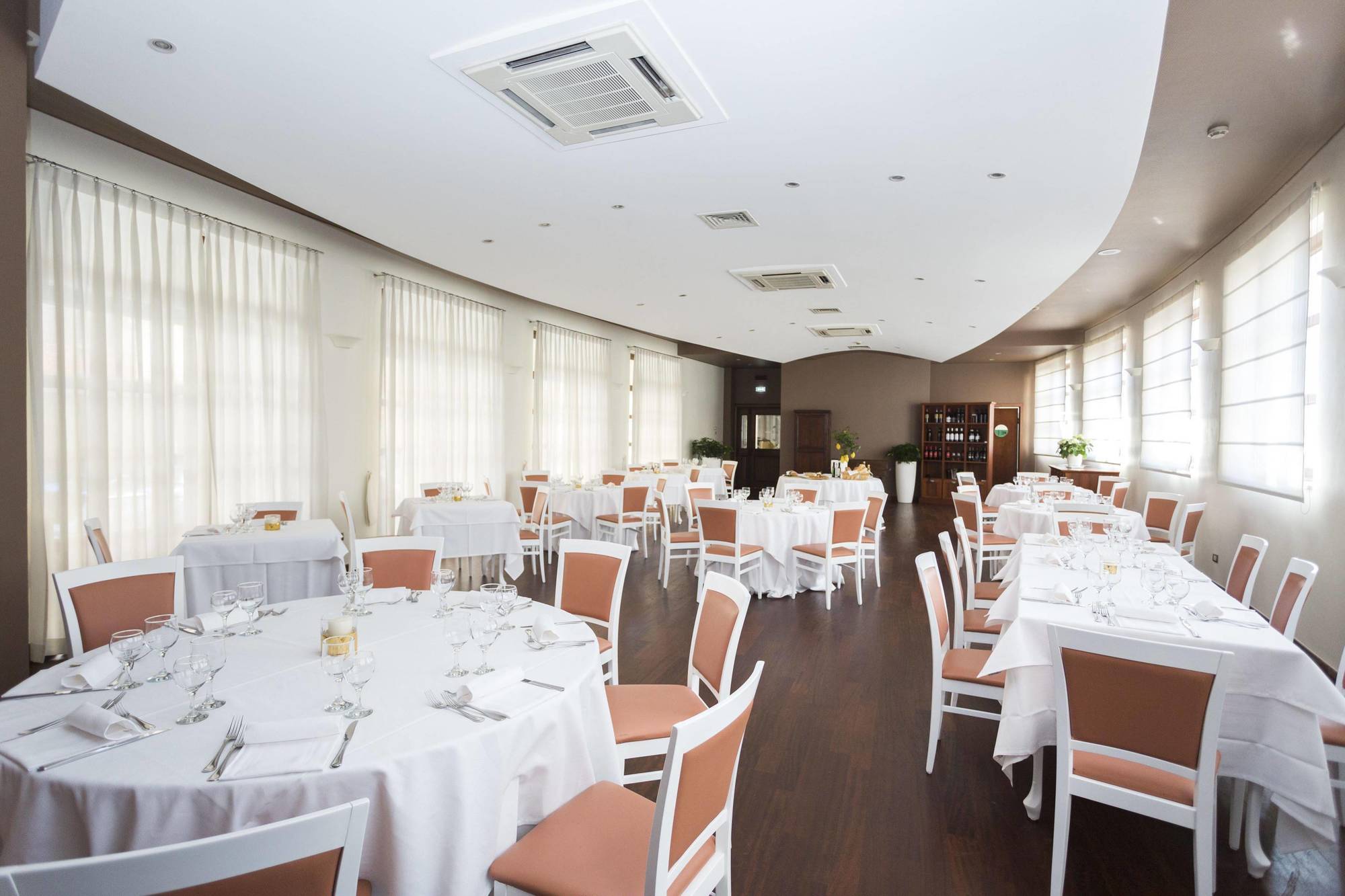 Cavaliere 4* Noci